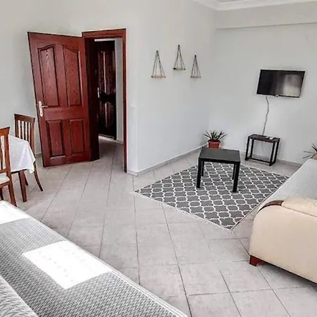 Apartment Fethiye Merkezde Ferah Ve Balkonlu 2+1 Daire